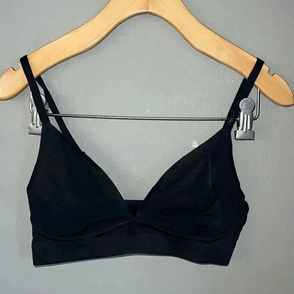 Aerie Smoothez Black Triangle Bralette Size S